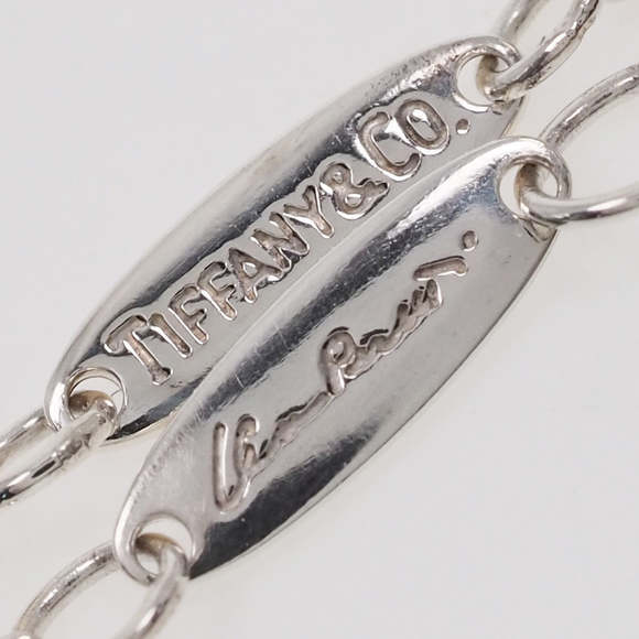 TIFFANY & CO. Initial Necklace - Picture 4 of 7